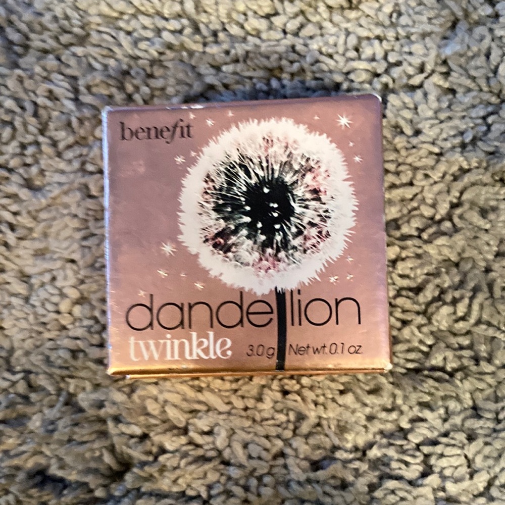 Benefit Dandelion blush